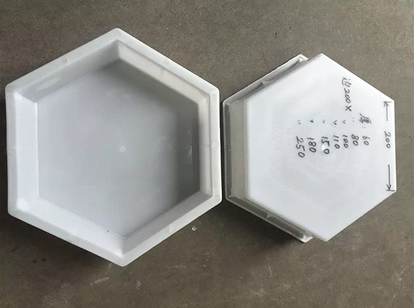 預(yù)制實心護(hù)坡模具