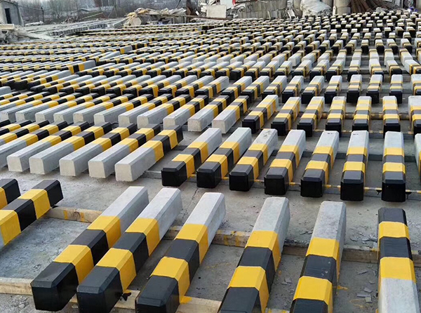 燃?xì)鈽?biāo)志牌模具