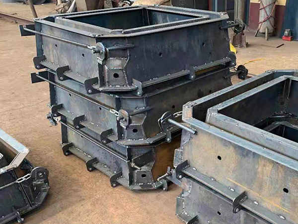 生態(tài)護(hù)坡模具