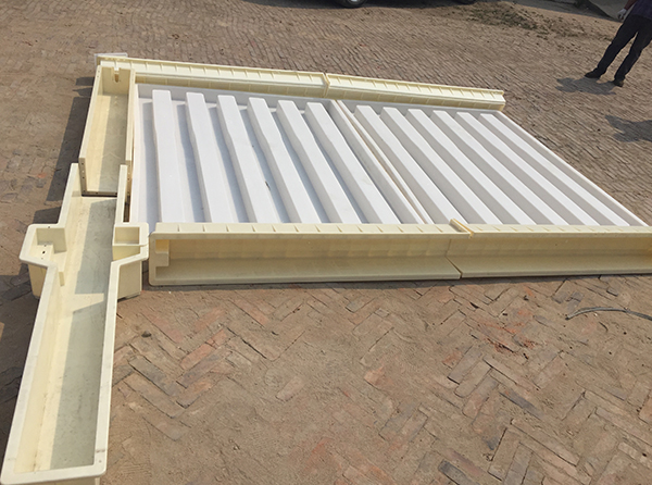 鐵路水泥護(hù)欄模具