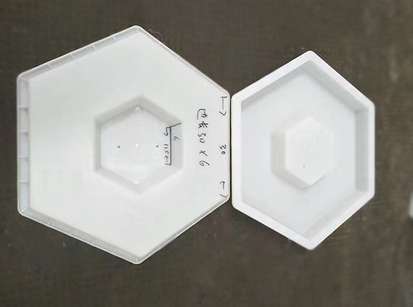 高速公路空心六棱磚模具