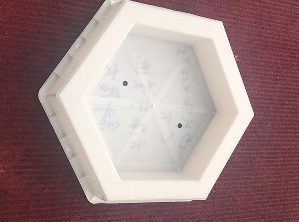 水泥鎖塊護(hù)坡模具