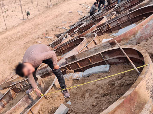 拱形骨架護坡模具