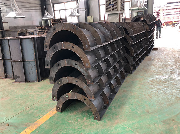 現(xiàn)澆圓柱模板