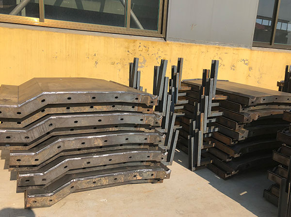 水泥防撞護欄模具