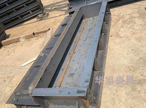 高鐵混凝土遮板模具