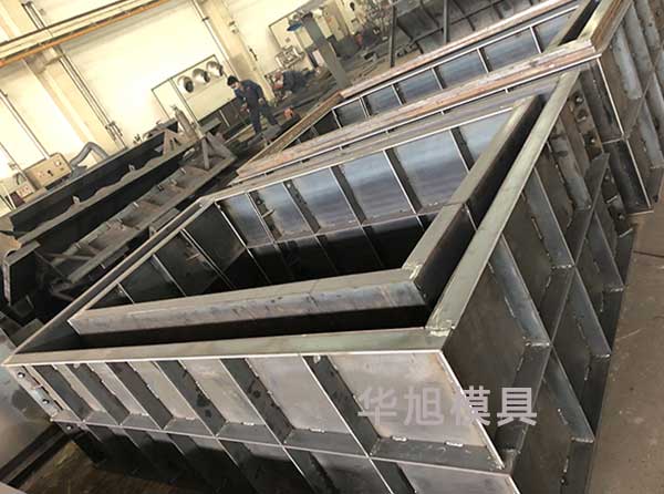 矩形雨水檢查井模具